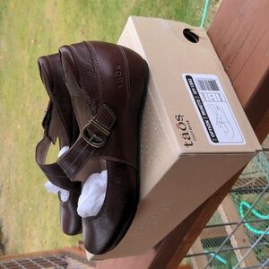 Taos Option Mary Jane in Brunette